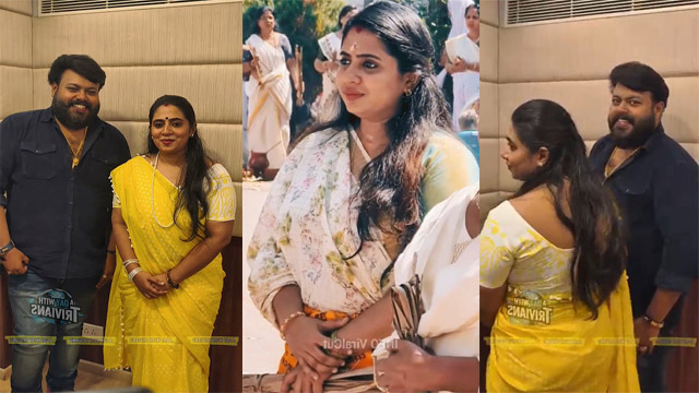 Viral Model Nila Nambiar – Boobs Showing & Nude Bathing